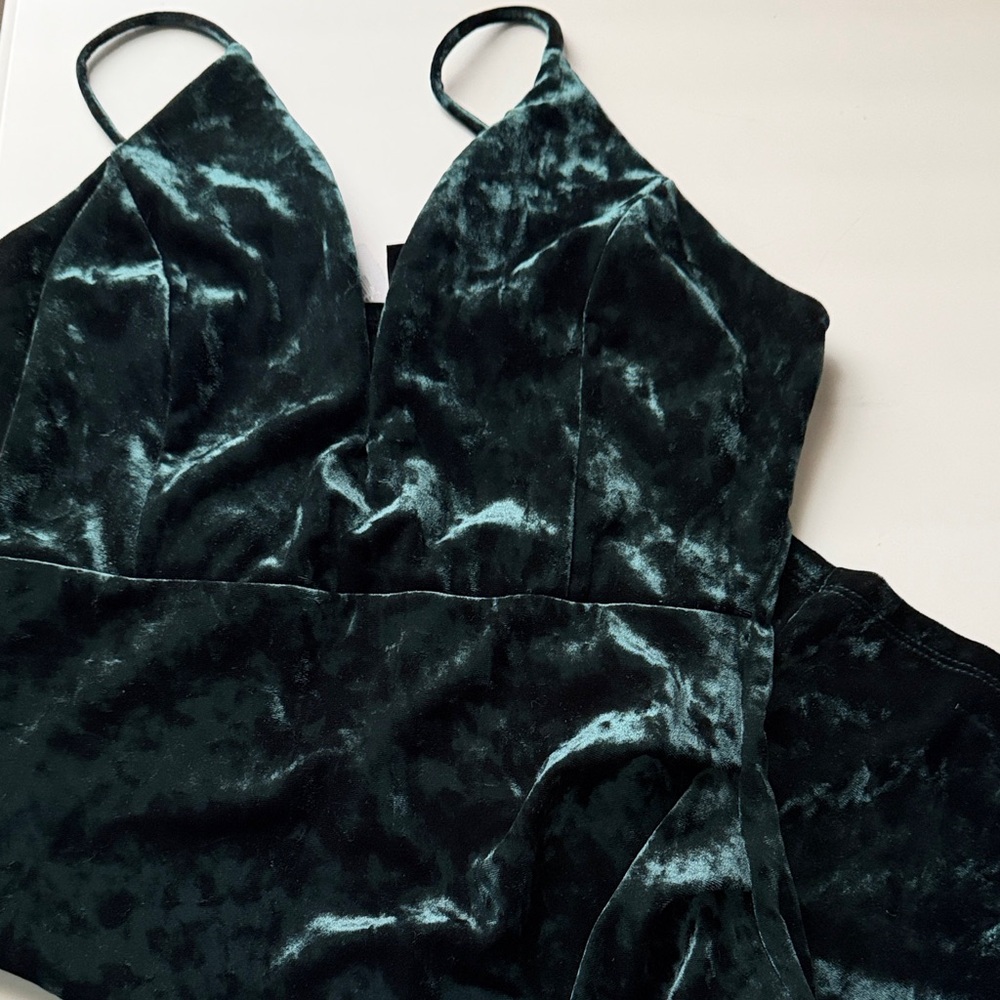 Windsor Velvet Mini Dress in Dark Green